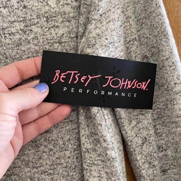 Betsey Johnson Performance Cowl Neck L/S - Picture 4 of 9